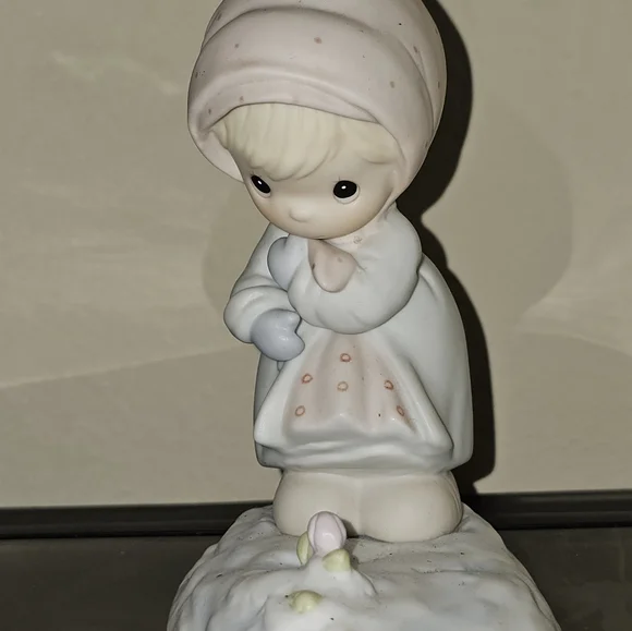 PRECIOUS MOMENTS February Collection 10991 - Picture 3 of 6